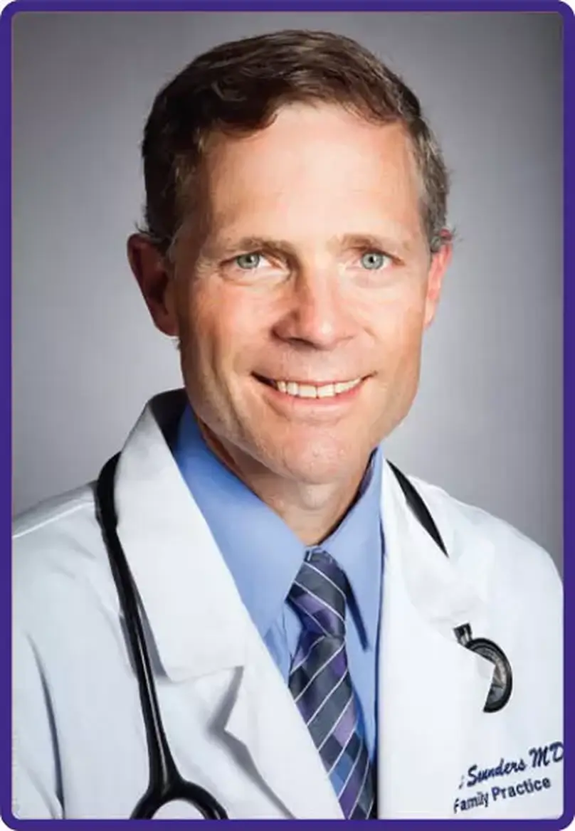 Dr. Saunders MD - Formulator of HealthyHeart Support+